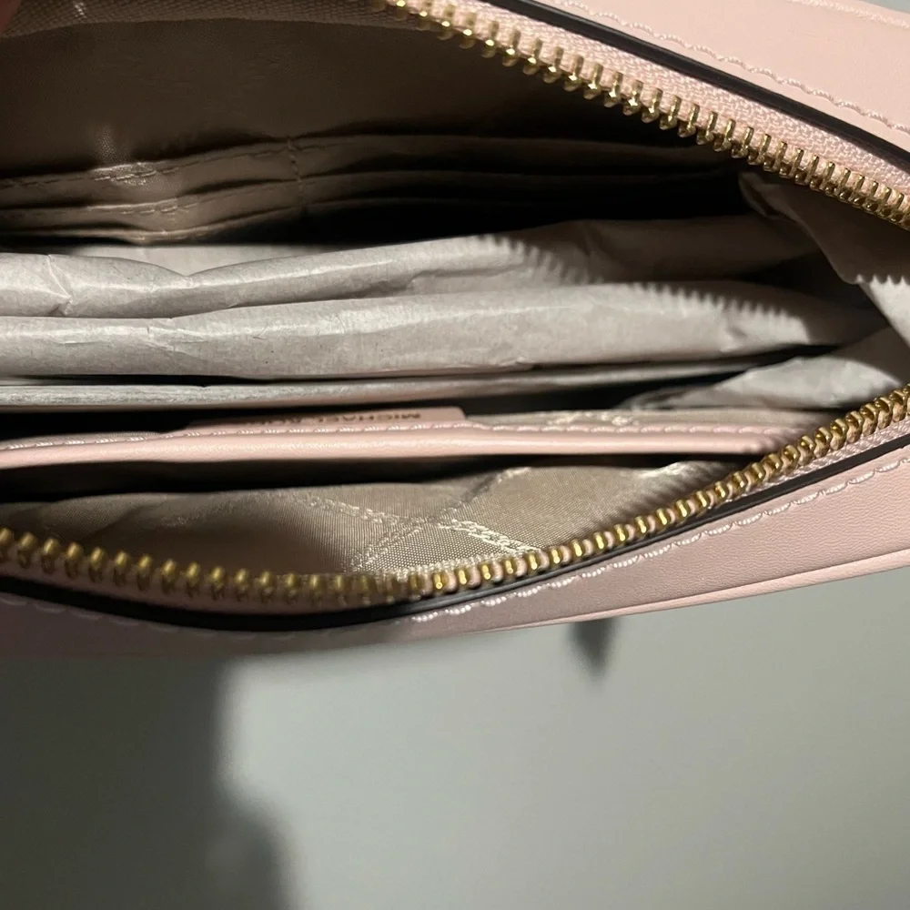 MICHAEL KORS- NWT Jet Set Charm Large EW Camera Xbody Bae Multi Color Pi… - Picture 12 of 15